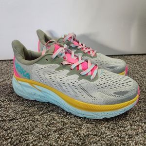Hoka Clifton 8